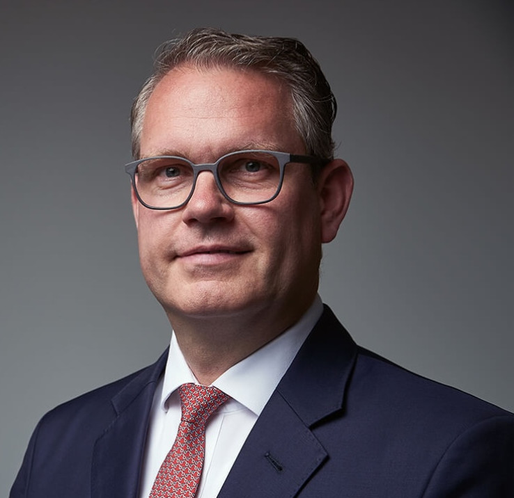 dad5ef3122c519a7c6b09b2fde388c61_potrait_volker-pengel-p-500-2-738-c-90